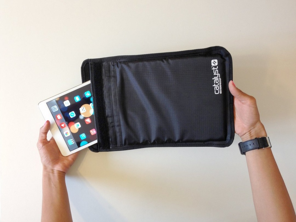 Catalyst® Waterproof Sleeve for Tablets 8"