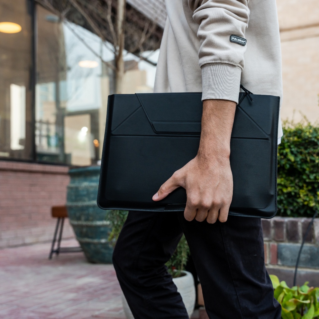 Moft 3-in-1 Carry Sleeve 16" (Night Black)