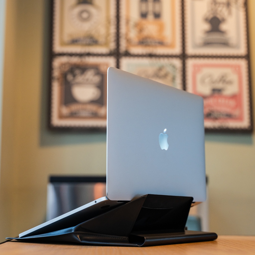 Moft 3-in-1 Carry Sleeve 13.3" (Night Black)