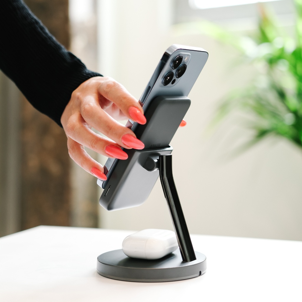 Anker 2-in-1 Magnetic Wireless Charger MagGo (Black)