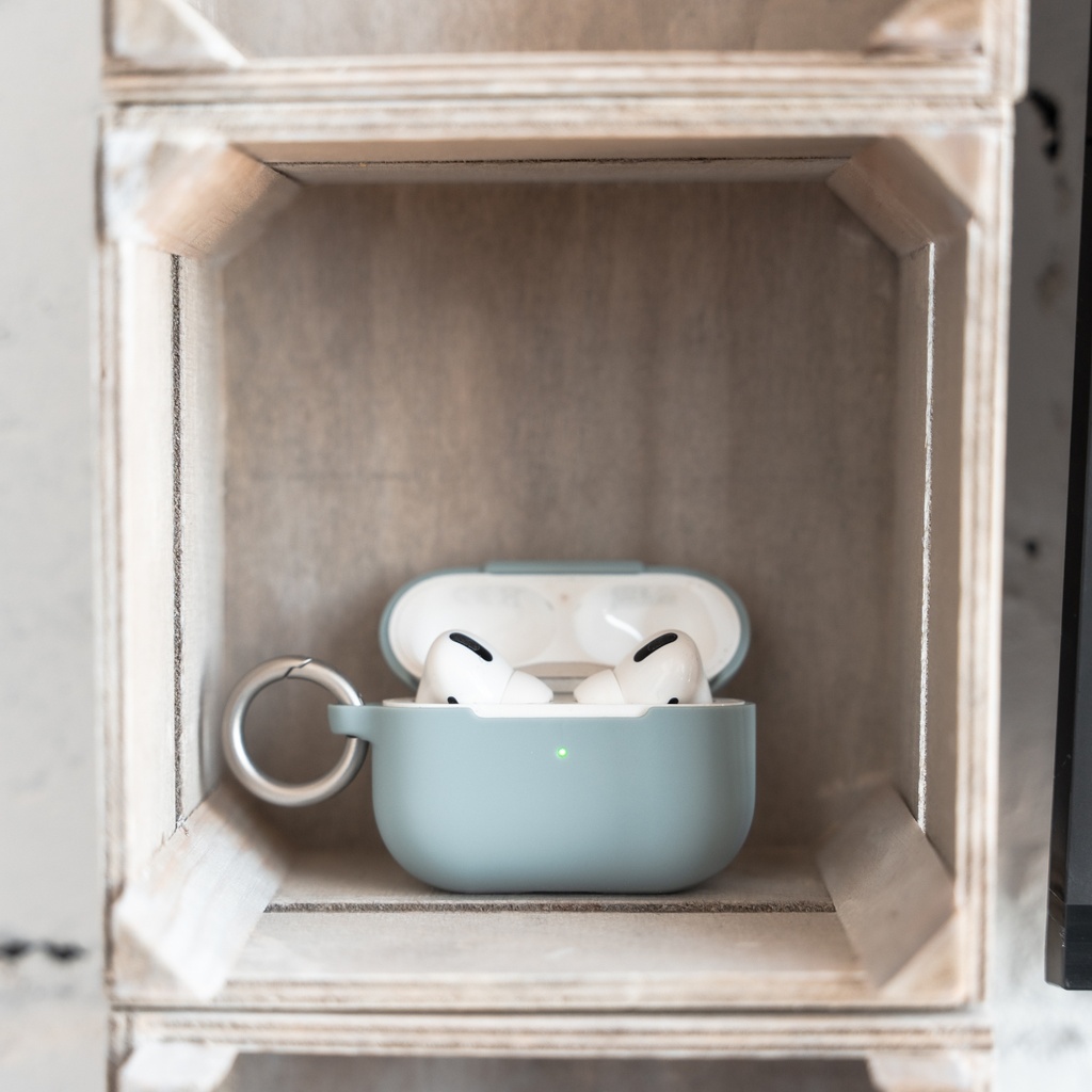 Tech21 Studio Colour for AirPods Pro (Steam)