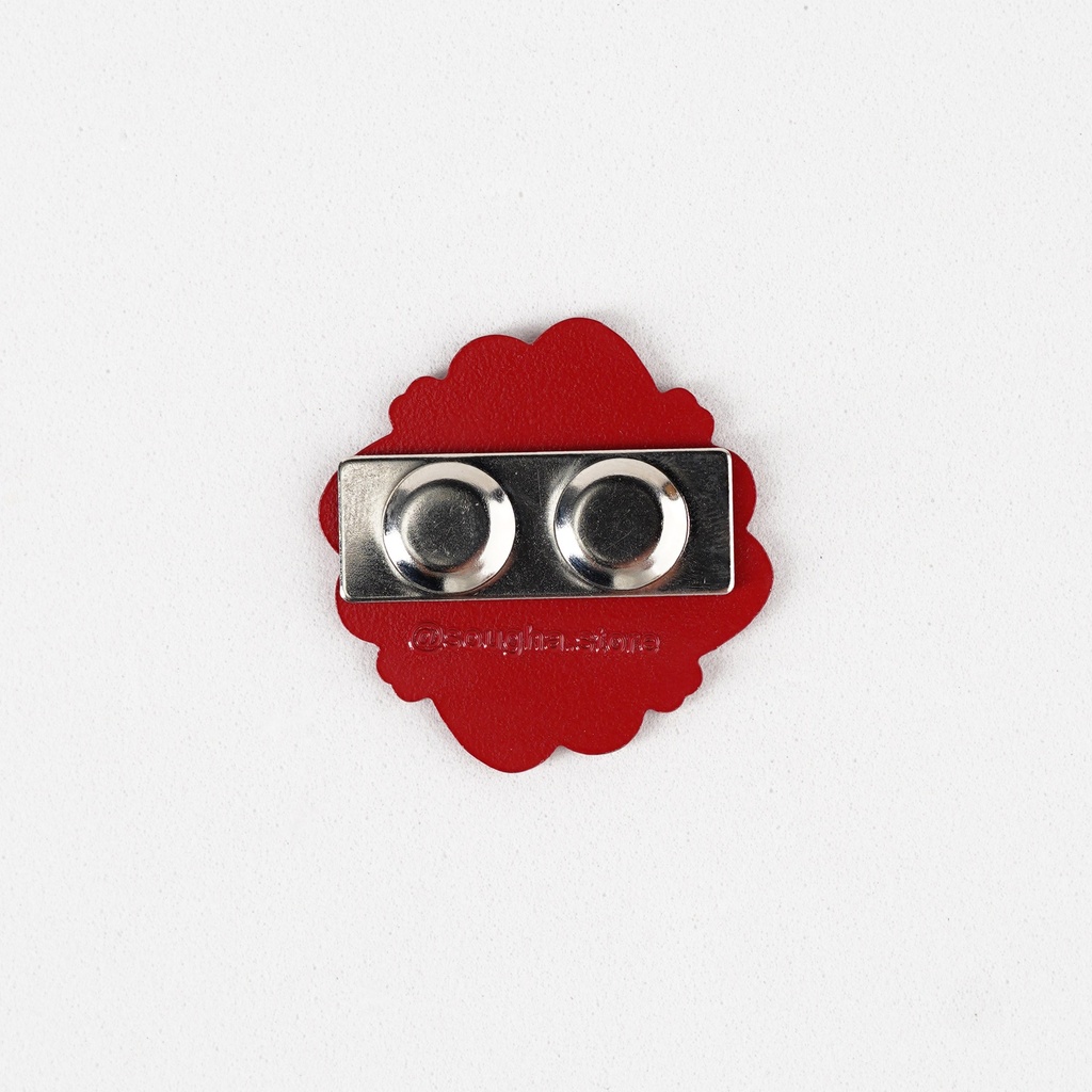 Sougha Old Kuwait Calligraphy Pin