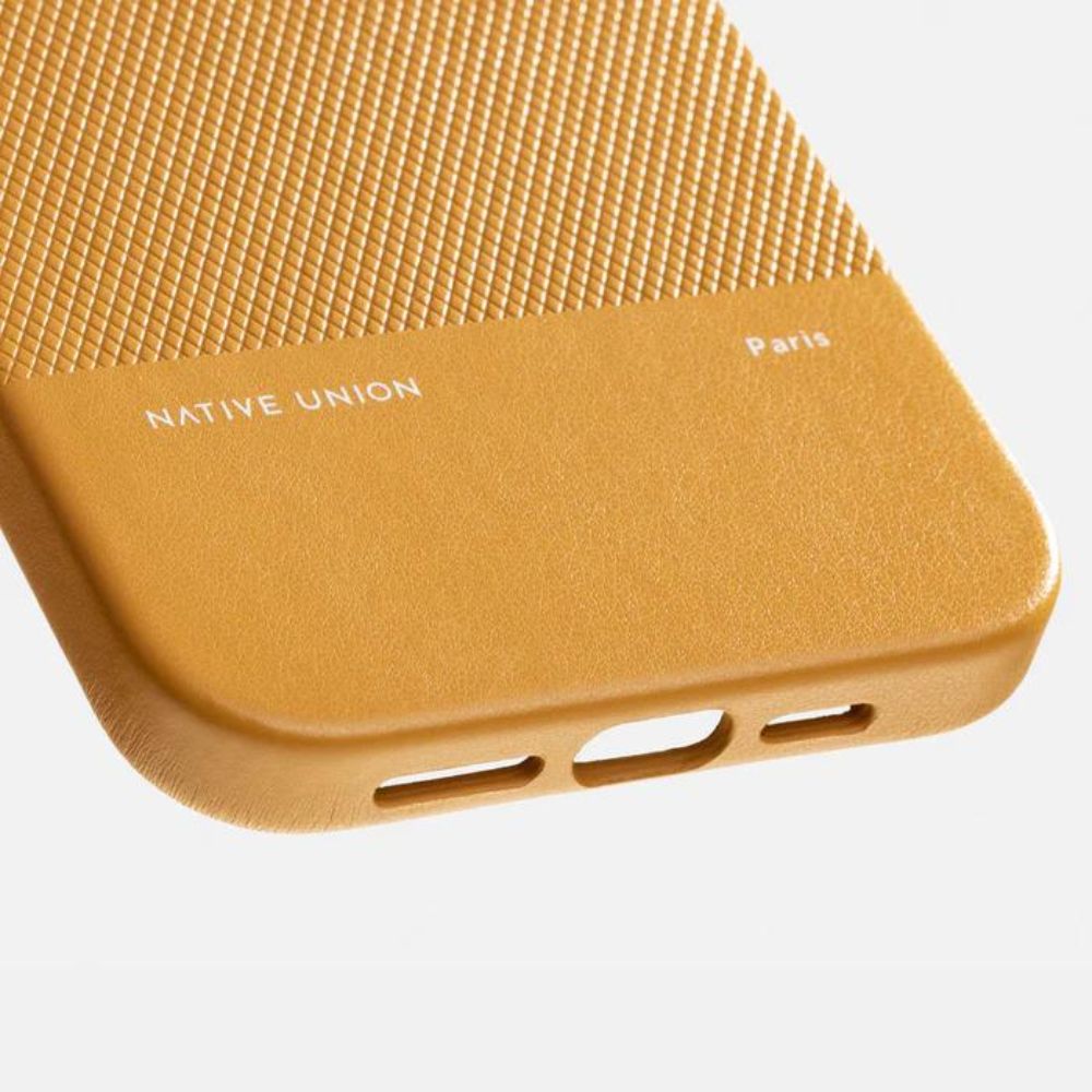Native Union Classic MagSafe Case for iPhone 15 Pro (Kraft)
