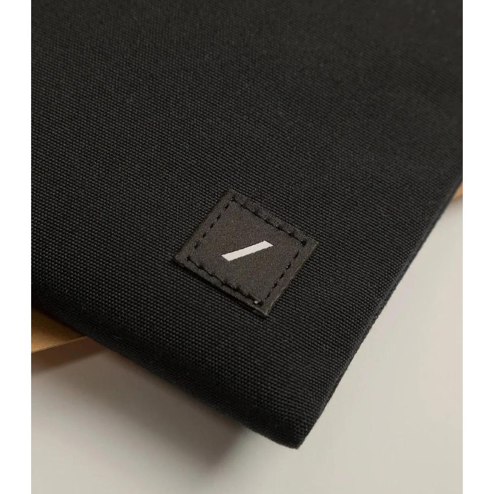 Native Union Stow Lite Sleeve for MacBook Air/Pro 13"/14"  (Black)