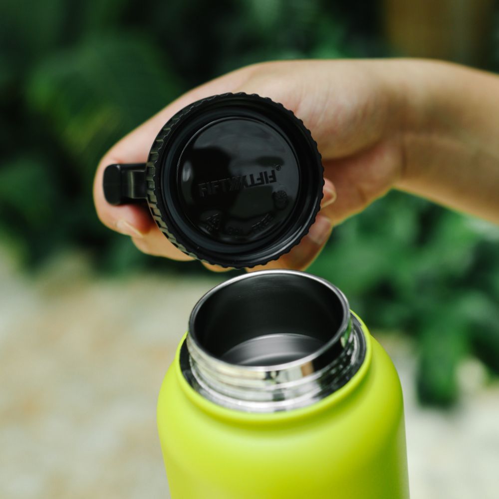 Fifty Fifty Vacuum Insulated Bottle 3 Finger Lid 1L (Matte Black)