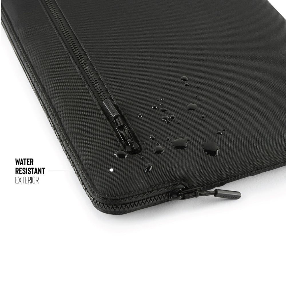 Pipetto Organizer Sleeve for MacBook 15/16 (Black)