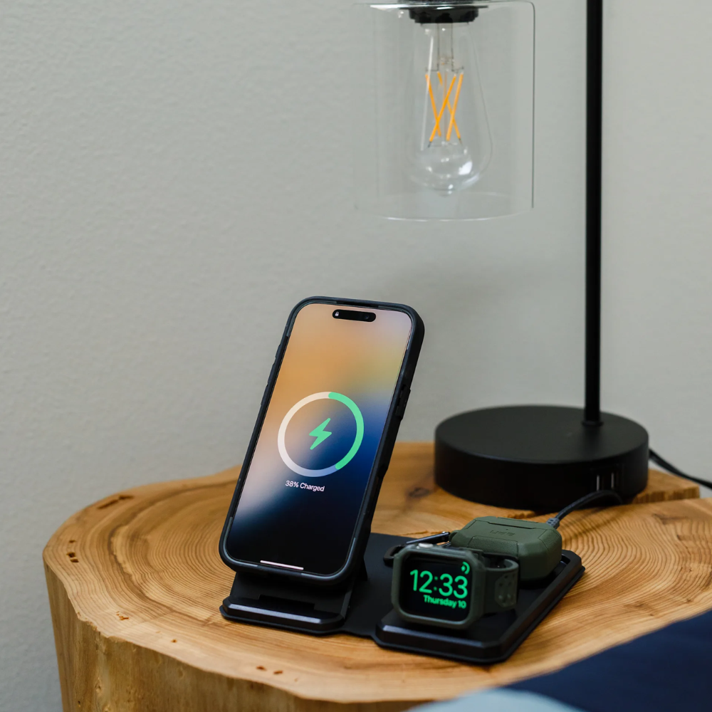 UAG 3in1 Travel Desktop Charger with Case (Black)