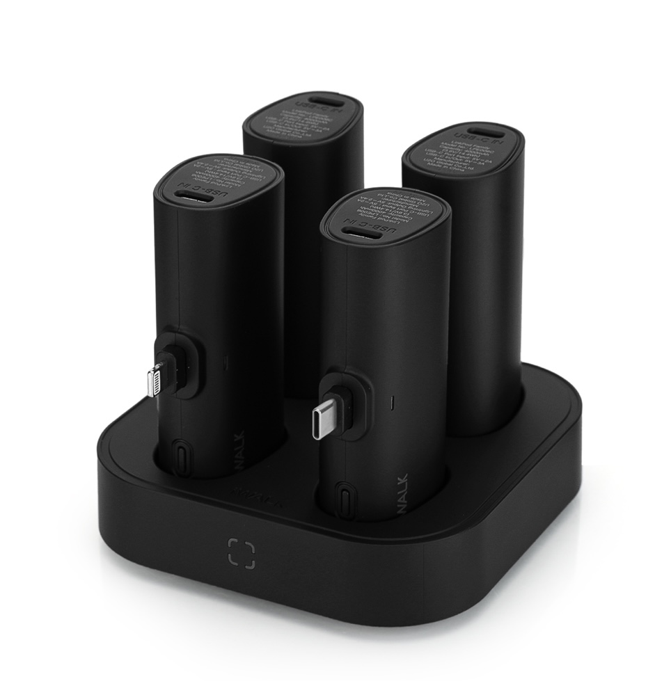 iWalk 4in1 Linkme Pro Fast Charge Pocket Battery 3 USB-C / One Lightning 4800 mAh (Black)