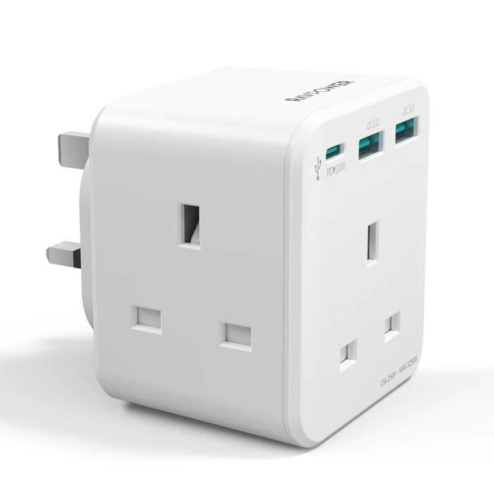 RAVPower PD 20W wall charger White UK Version with 3 AC plug